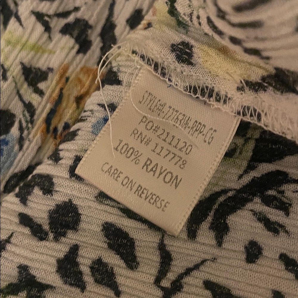 LOVESTITCH 💛🖤 Floral Animal print puff sleeve Maxi dress - Picture 13 of 13
